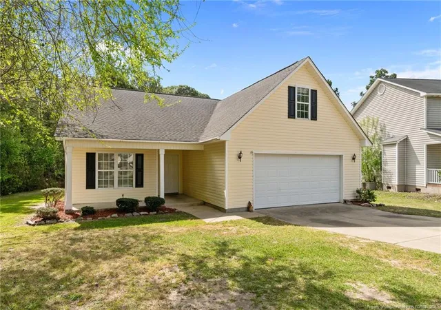 4th image of 3596 Pioneer Dr, Hope Mills, NC 28348 | MLS# 760174
