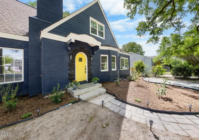 2nd image of 2526 N Roxboro St, Durham, NC 27704 | MLS# 10167274