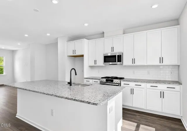 Photo 2 of Townhouse for sale at 620 Macmillan Way, Knightdale, NC 27545 | MLS# 10158386 | Listing updated on 2026-09-21