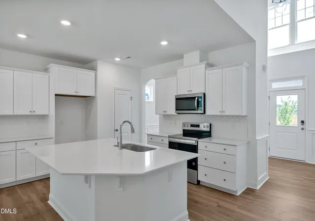Photo 3 of Single Family Residence at 1001 Prominence Dr, Durham, NC 27712 | MLS# 10158530 | | Sold on 2026-07-15