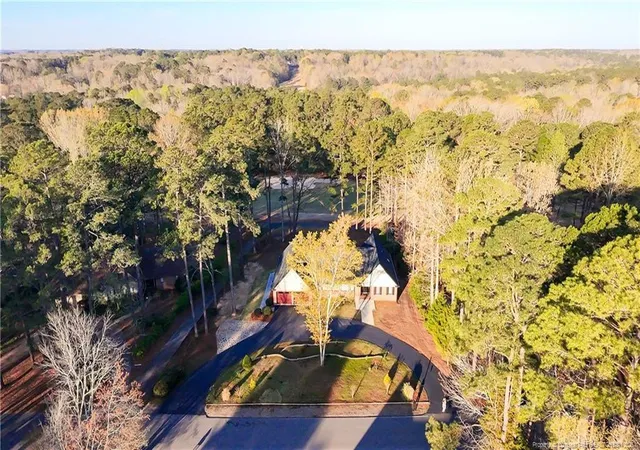 2nd image of 1905 Wedgewood Dr, Sanford, NC 27332 | MLS# 760424
