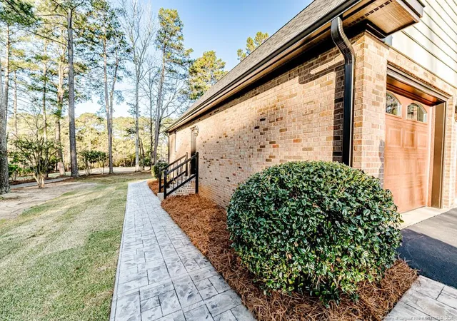 Photo 4 of Single family home for sale at 1905 Wedgewood Dr, Sanford, NC 27332 | MLS# 760424 | Listing updated on 2026-09-21