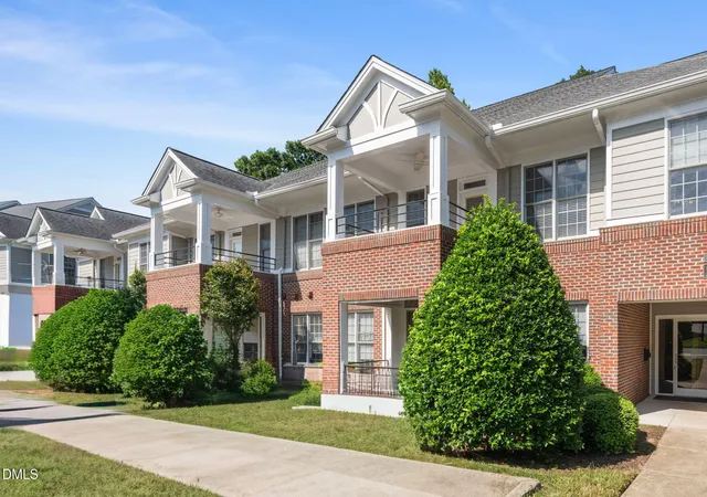 1st image of 524 Aberdeen Dr #Apt 205, Chapel Hill, NC 27516 | MLS# 10158616