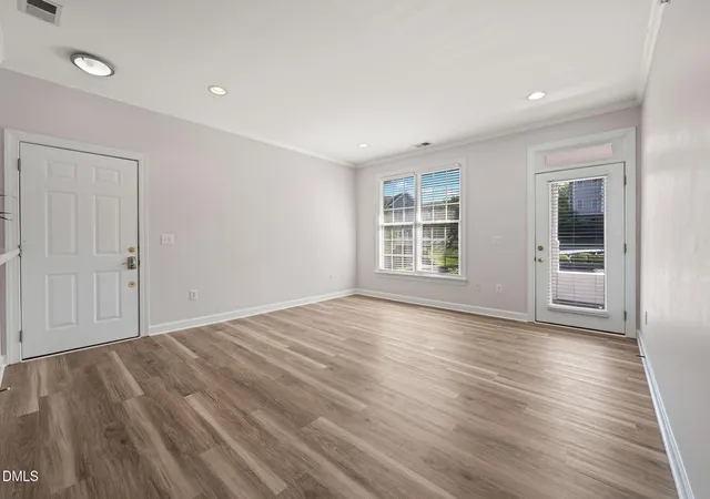 5th image of 524 Aberdeen Dr #Apt 205, Chapel Hill, NC 27516 | MLS# 10158616