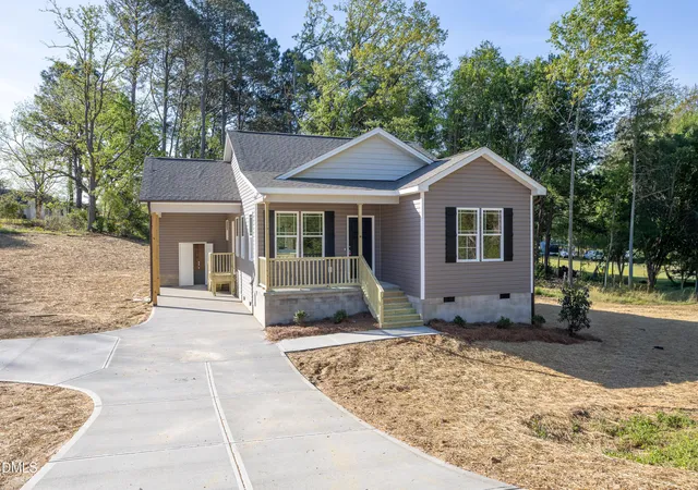 1st image of 201 W Hamer St, Coats, NC 27521 | MLS# 10158666