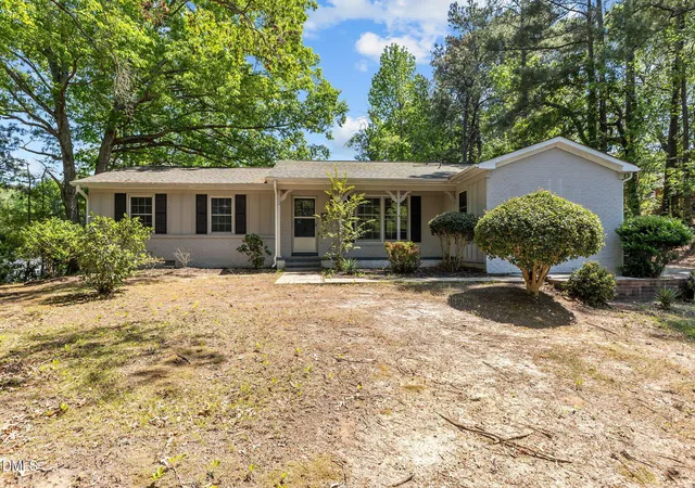 1st image of 1106 Mohawk Ave, Fayetteville, NC 28303 | MLS# 10160479
