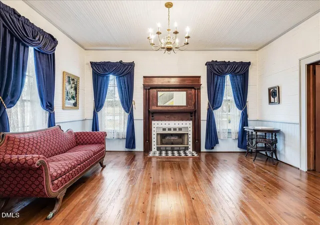 Photo 5 of Single family home for sale at 298 E Salisbury St, Pittsboro, NC 27312 | MLS# 10159806 | Listing updated on 2026-08-04