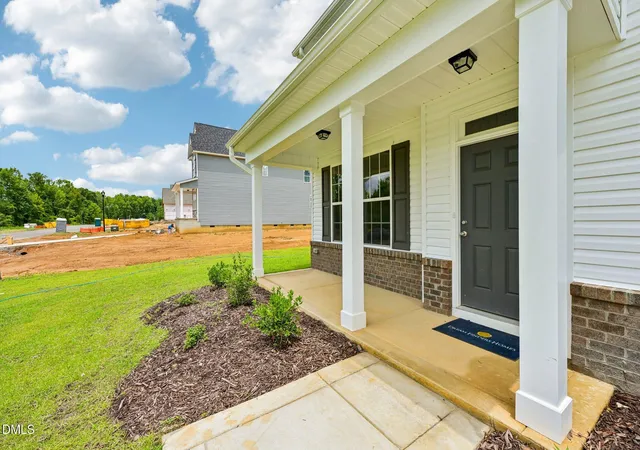 Photo 3 of Single family home for sale at 146 Maverick Ln, Dunn, NC 28334 | MLS# 10159276 | Listing updated on 2026-09-14