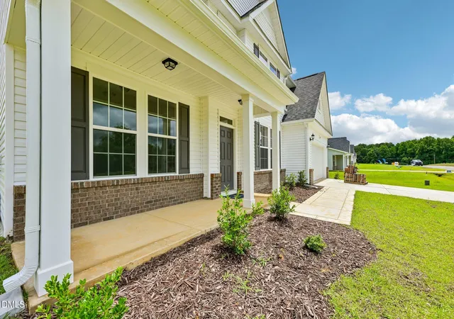 Photo 4 of Single family home for sale at 146 Maverick Ln, Dunn, NC 28334 | MLS# 10159276 | Listing updated on 2026-09-14