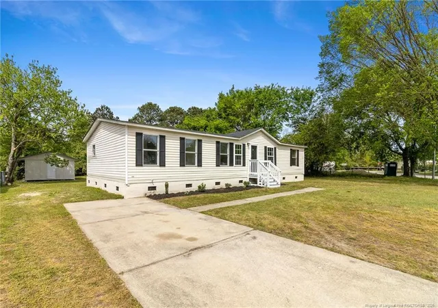 Photo 3 of Manufactured home for sale at 2504 Carriage Rd, Fayetteville, NC 28312 | MLS# 760336 | Listing updated on 2026-09-25