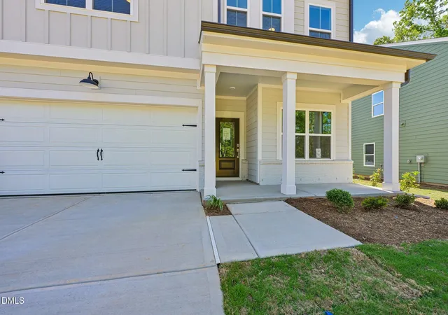 5th image of 2105 Ken Dr #102, Fuquay Varina, NC 27526 | MLS# 10158683
