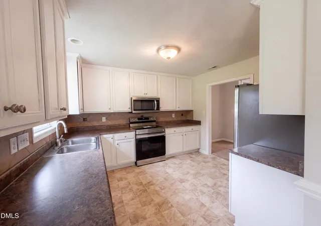 Photo 4 of Sale Pending at 158 Ironwood Way, Raeford, NC 28376 | MLS# 10158808 | Listing updated on 2026-09-04