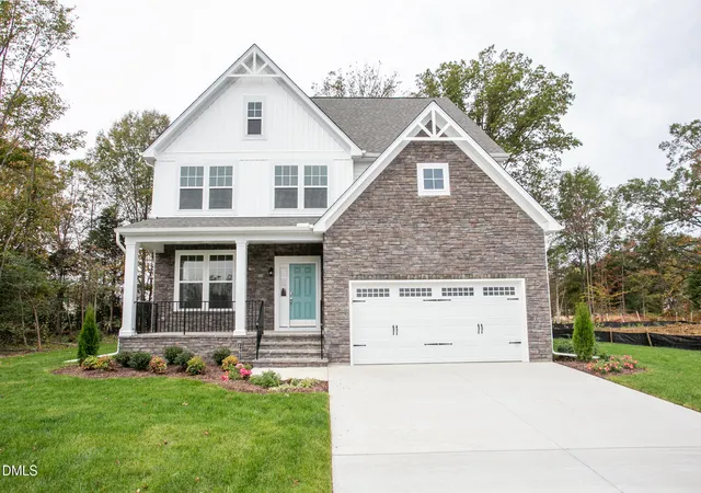 Homes for sale in Carthage, NC | 249 Dona Dr, Carthage, NC 28327 | MLS# 10159023