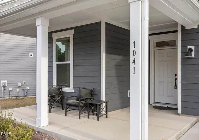 Photo 3 of Single family home for sale at 1041 Ringhill Blf Dr, Durham, NC 27704 | MLS# 10158855 | Listing updated on 2026-07-31