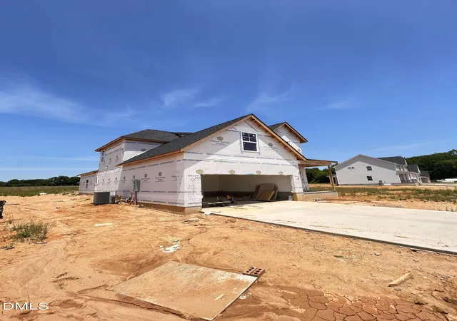 Photo 3 of Single family home for sale at 436 Maverick Ln, Dunn, NC 28334 | MLS# 10161590 | Listing updated on 2026-09-14