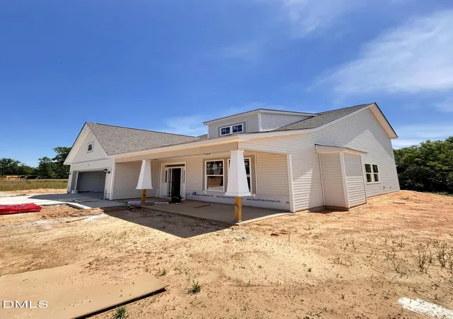 Photo 3 of Single family home for sale at 417 Maverick Ln, Dunn, NC 28334 | MLS# 10161593 | Listing updated on 2026-09-14