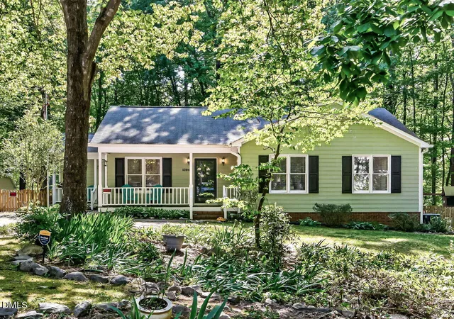 Photo 1 of Sale Pending at 13804 N Meadows Ct, Wake Forest, NC 27587 | MLS# 10158875 | Listing updated on 2026-08-23