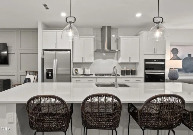 Photo 5 of Townhouse at 2143 Grouse Ski Cir, Apex, NC 27523 | MLS# 10158924 | | Sold on 2026-05-20