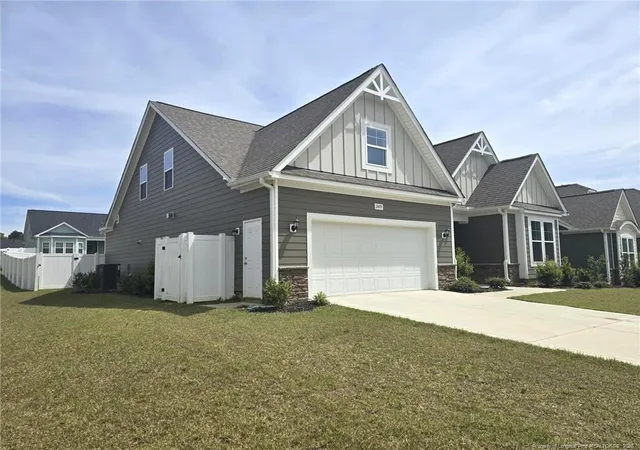 2nd image of 2405 Brian Davis Ct, Fayetteville, NC 28306 | MLS# 760430