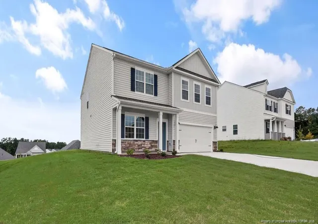 Photo 4 of Sale Pending at 706 Lazy Elm Ln, Aberdeen, NC 28315 | MLS# 760482 | Listing updated on 2026-09-04