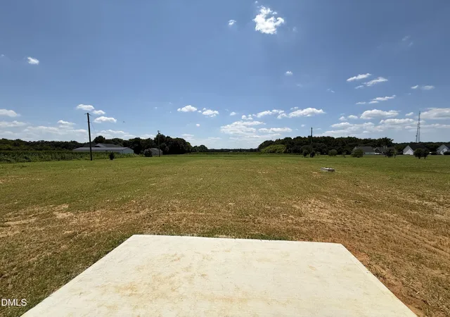 2nd image of 140 Longfield Ct, Dunn, NC 28334 | MLS# 10159152