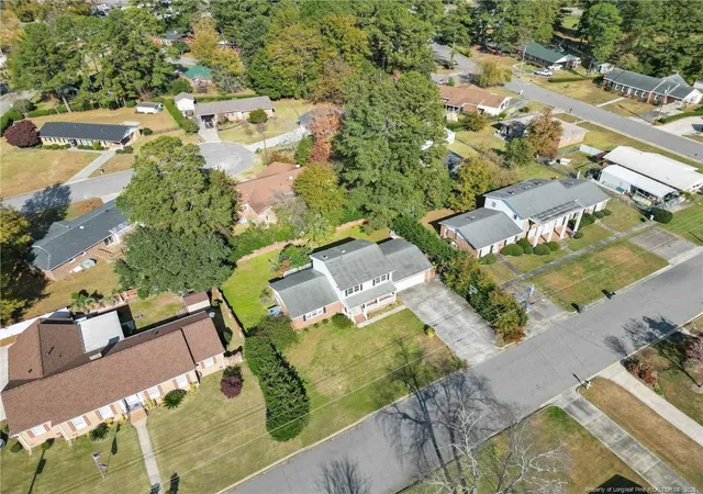 Photo 3 of Single family home for sale at 306 W 33rd Street, Lumberton, NC 28358 | MLS# 760536 | Listing updated on 2026-07-18