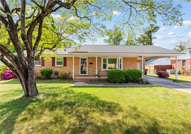 Photo 1 of Sale Pending at 1426 Habersham Dr, Fayetteville, NC 28304 | MLS# 759609 | Listing updated on 2026-09-07