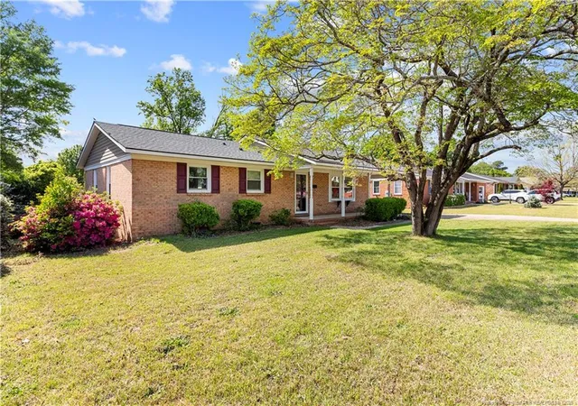 Photo 3 of Sale Pending at 1426 Habersham Dr, Fayetteville, NC 28304 | MLS# 759609 | Listing updated on 2026-09-07