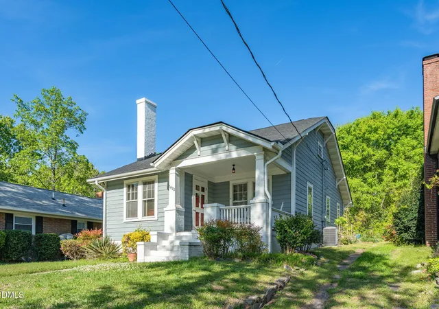 Photo 3 of Single family home for sale at 1622 Alcott St, Durham, NC 27701 | MLS# 10159439 | Listing updated on 2026-09-17