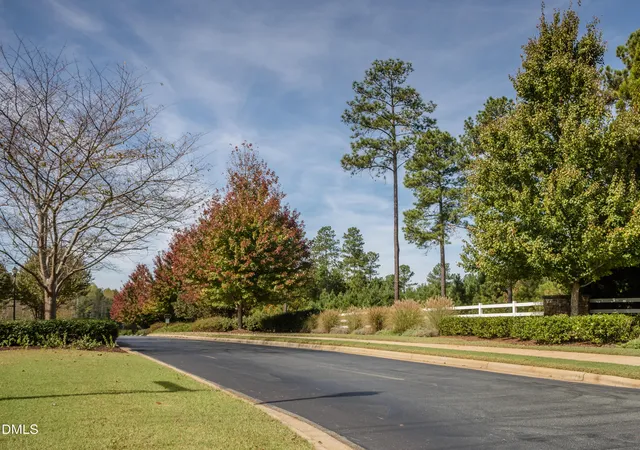 Photo 5 of Single family home for sale at 36 Rosefield Ct, Pittsboro, NC 27312 | MLS# 10161024 | Listing updated on 2026-07-18