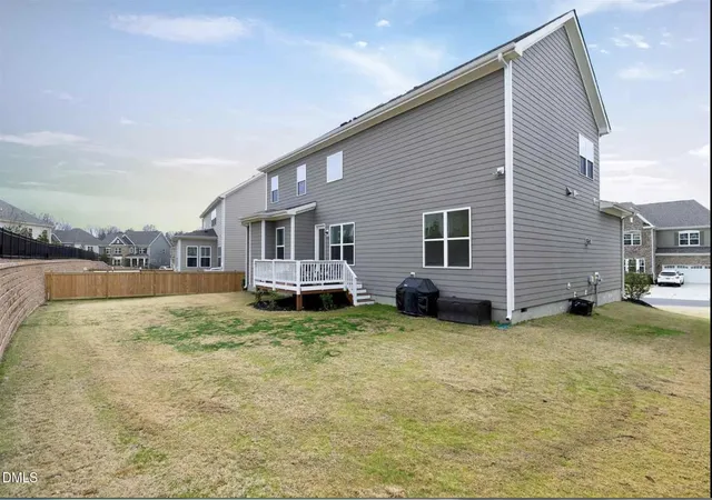 5th image of 613 White Oak Pond Rd, Apex, NC 27523 | MLS# 10159563