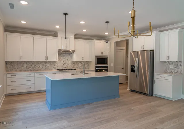 Photo 2 of Single family home for sale at 100 Stradshire Ct, Zebulon, NC 27597 | MLS# 10160852 | Listing updated on 2026-09-02