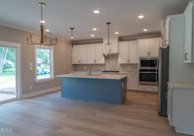 Photo 3 of Single family home for sale at 100 Stradshire Ct, Zebulon, NC 27597 | MLS# 10160852 | Listing updated on 2026-09-02