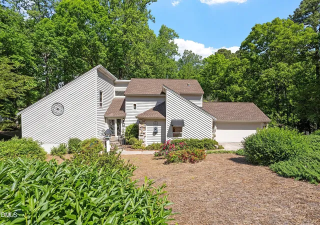 1st image of 2013 Weybridge Dr, Raleigh, NC 27615 | MLS# 10187262