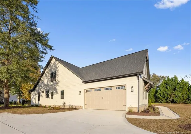 2nd image of 3729 Riverhill Dr, Fayetteville, NC 28306 | MLS# 760599