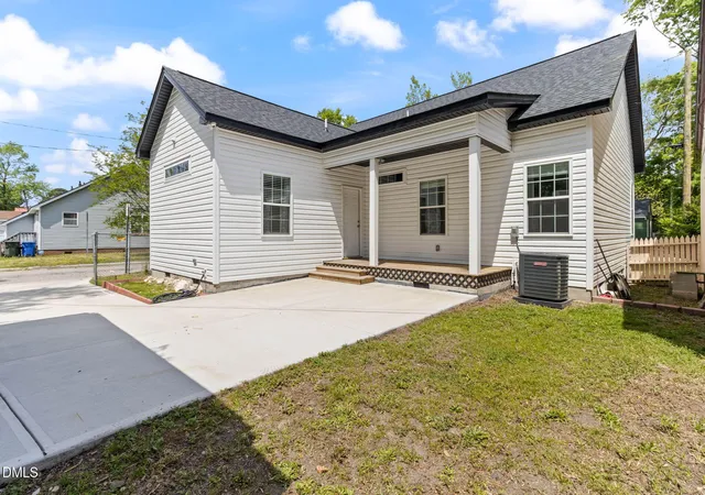 Homes for sale in Wilson, NC | 1300 Atlantic St E, Wilson, NC 27893 | MLS# 10159745