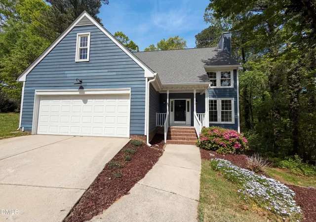 Photo 1 of Single family home for sale at 515 Gablefield Ln, Apex, NC 27502 | MLS# 10159627 | Listing updated on 2026-09-17