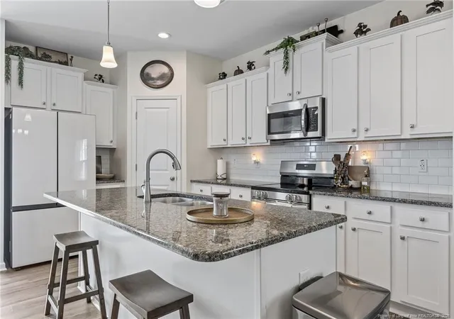 Photo 4 of Single Family Residence at 566 Carolina Church Rd, Saint Pauls, NC 28384 | MLS# 760051 | | Sold on 2026-06-03