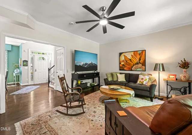 Photo 5 of Single Family Residence at 2112 Ridgefield Dr, Chapel Hill, NC 27517 | MLS# 10160530 | | Sold on 2026-06-08