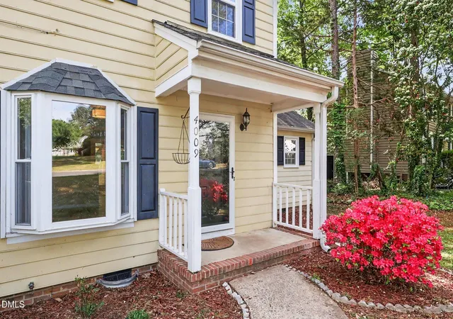 Photo 4 of Single family home for sale at 4009 Olde Coach Rd, Durham, NC 27707 | MLS# 10160116 | Listing updated on 2026-08-28