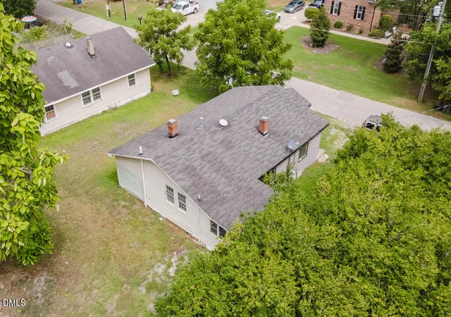 Photo 3 of Single family home for sale at 602 604 Faucette St, Fuquay Varina, NC 27526 | MLS# 10159922 | Listing updated on 2026-08-31