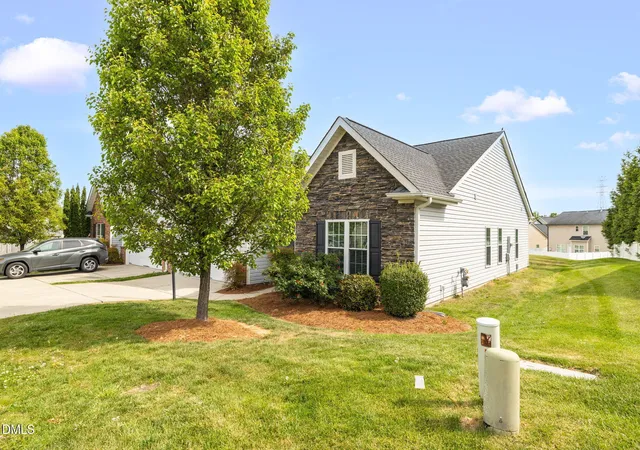 Homes for sale in Gibsonville, NC | 213 Slate Dr, Gibsonville, NC 27249 | MLS# 10159823