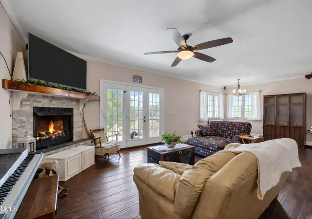3rd image of 1770 Gentry Ridge Rd, Roxboro, NC 27574 | MLS# 10160159
