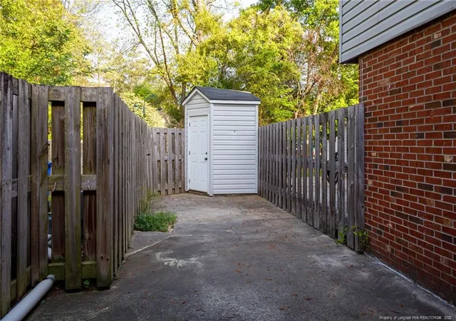 16th image of 1228 Woodland Dr, Fayetteville, NC 28305 | MLS# 759087