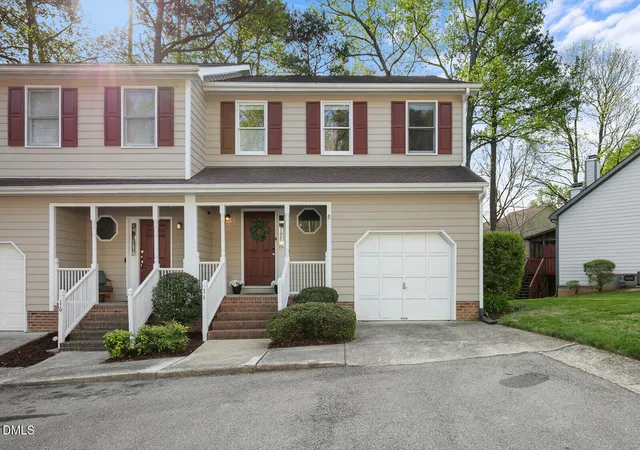 Photo 1 of Townhouse at 14 Citation Dr, Durham, NC 27713 | MLS# 10159983 | | Sold on 2026-05-20