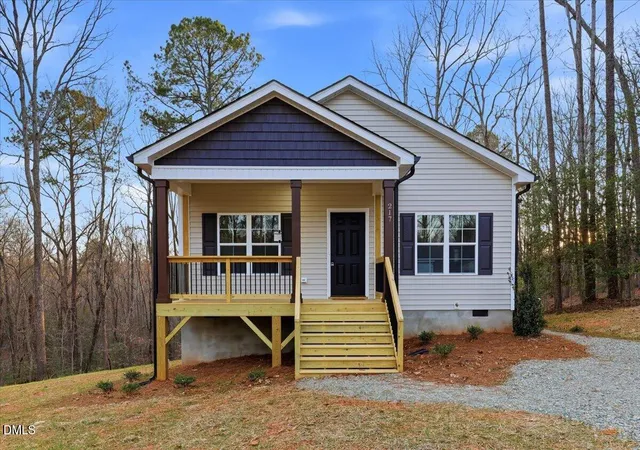 3rd image of 334 Chartres St, Fuquay Varina, NC 27526 | MLS# 10167829