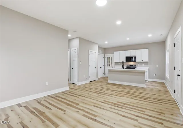 4th image of 334 Chartres St, Fuquay Varina, NC 27526 | MLS# 10167829
