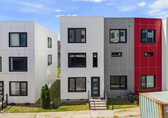 Photo 3 of Townhouse for sale at 1107 Nova St, Durham, NC 27713 | MLS# 10160636 | Listing updated on 2026-09-30