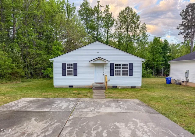 Photo 1 of Sale Pending at 717 Roosevelt St, Mebane, NC 27302 | MLS# 10161128 | Listing updated on 2026-07-18