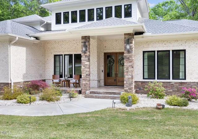 Photo 1 of Single family home for sale at 425 Ocoee Fls Dr, Chapel Hill, NC 27517 | MLS# 10160339 | Listing updated on 2026-07-18